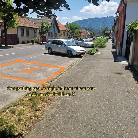 Bike House - 250-Year-Old Restored House In A Quiet Area Brasov Exterior photo
