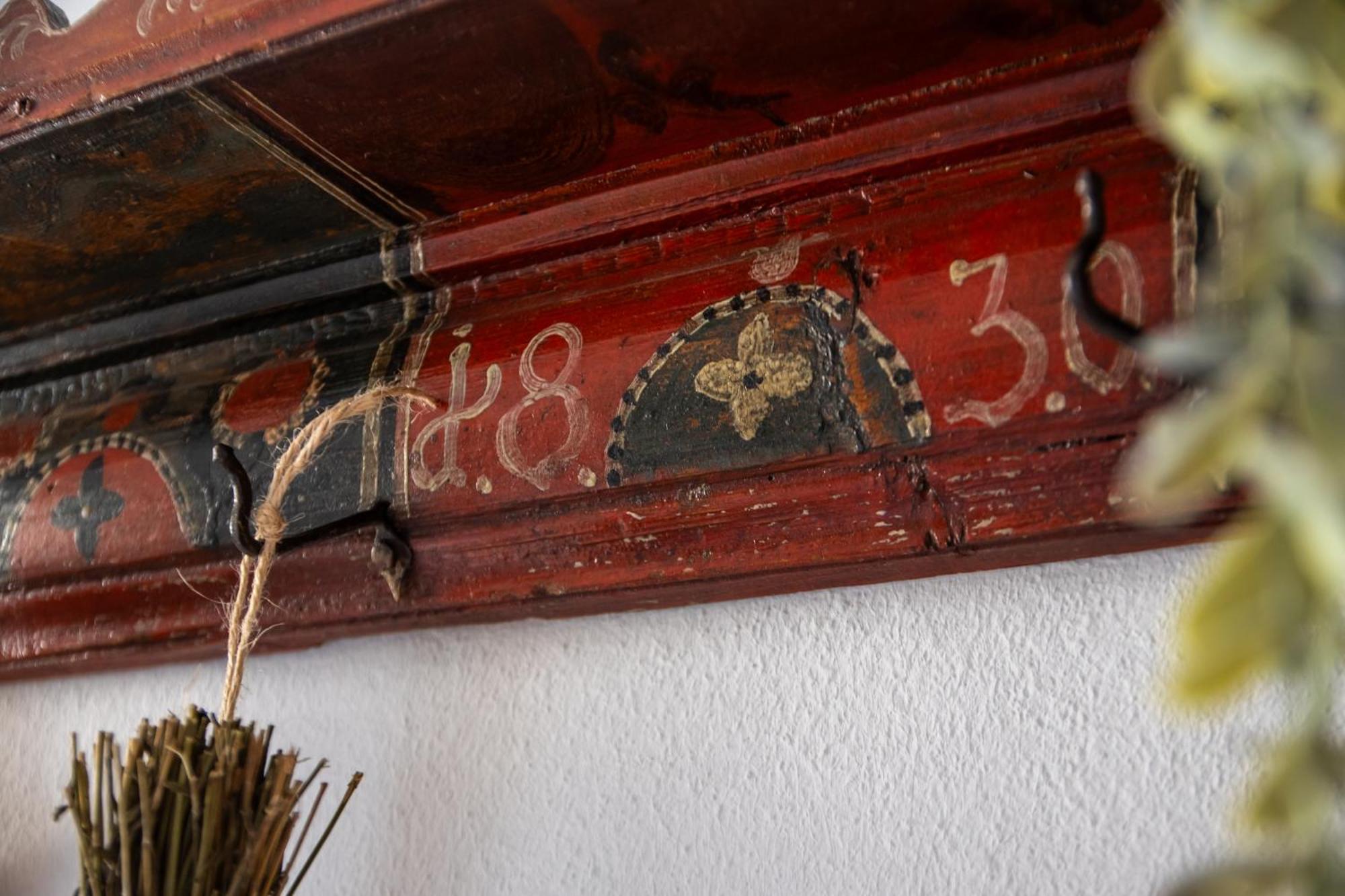 Bike House - 250-Year-Old Restored House In A Quiet Area Brasov Exterior photo