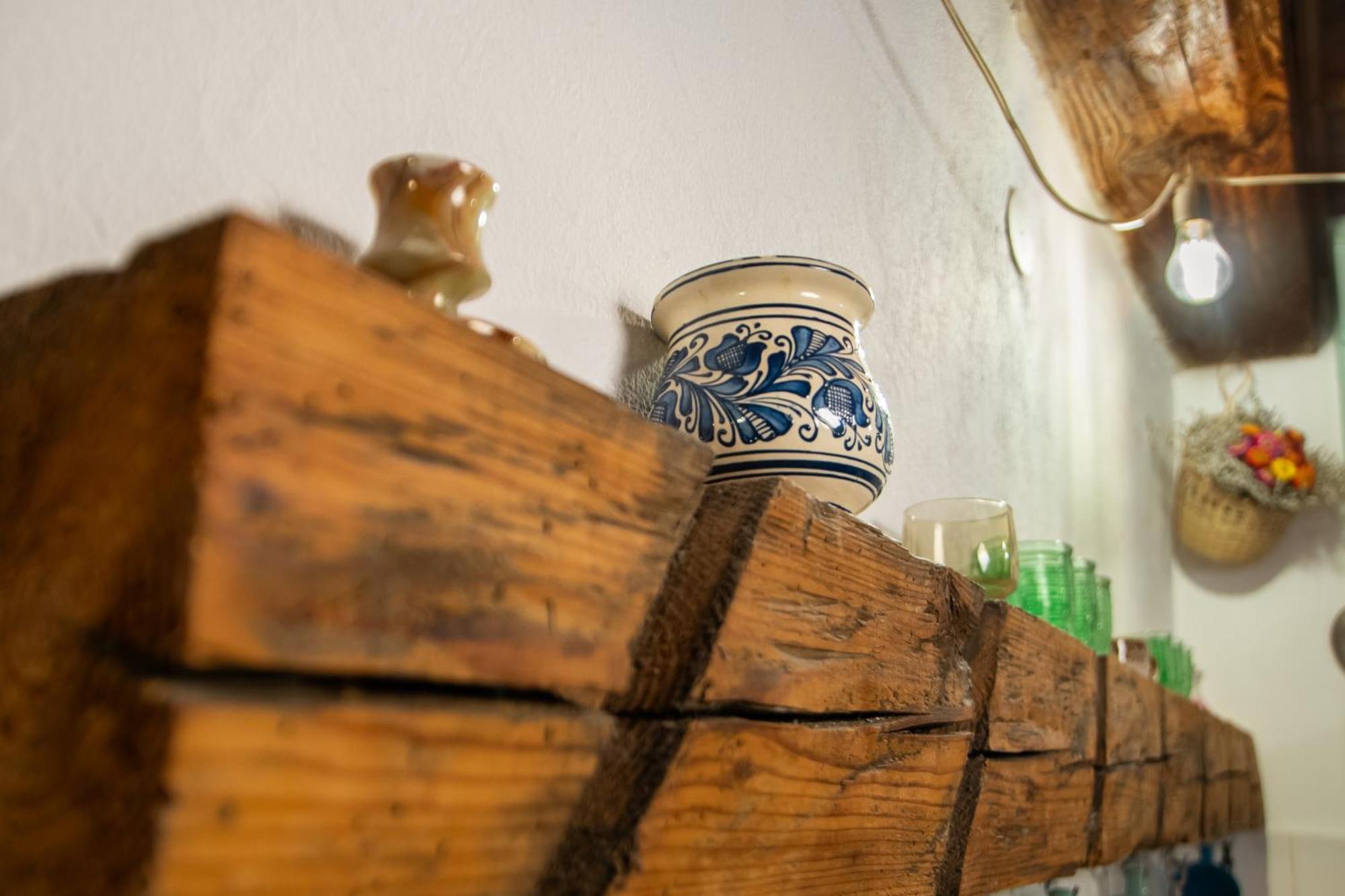 Bike House - 250-Year-Old Restored House In A Quiet Area Brasov Exterior photo