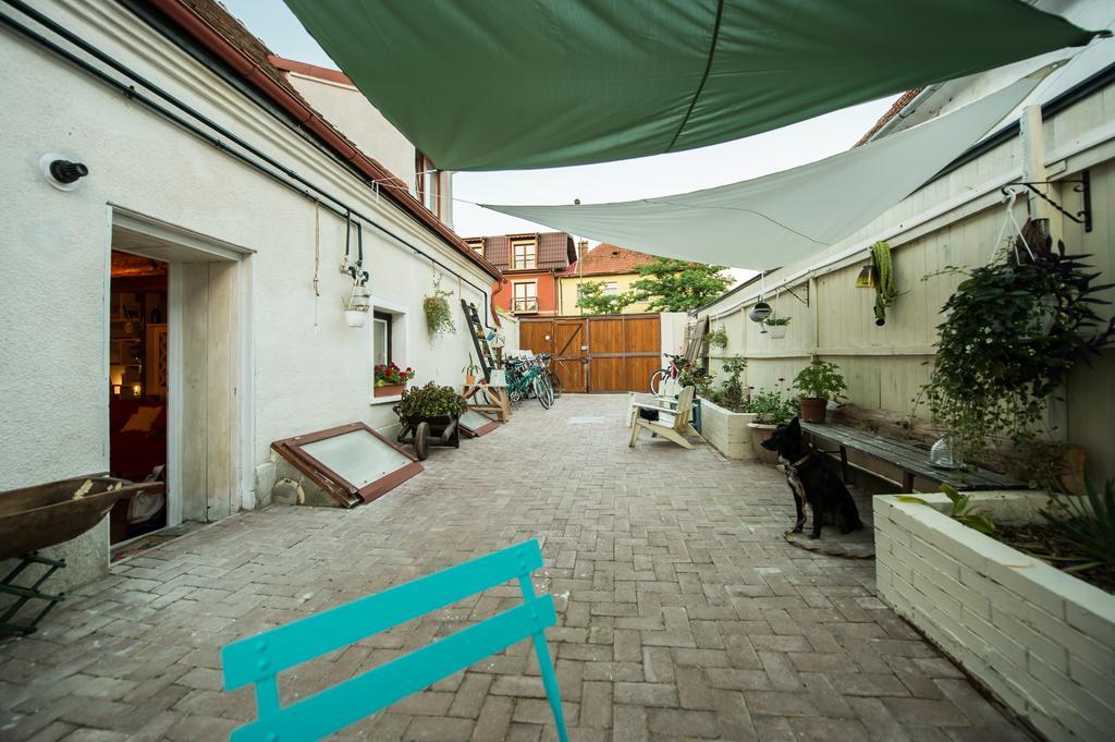 Bike House - 250-Year-Old Restored House In A Quiet Area Brasov Exterior photo