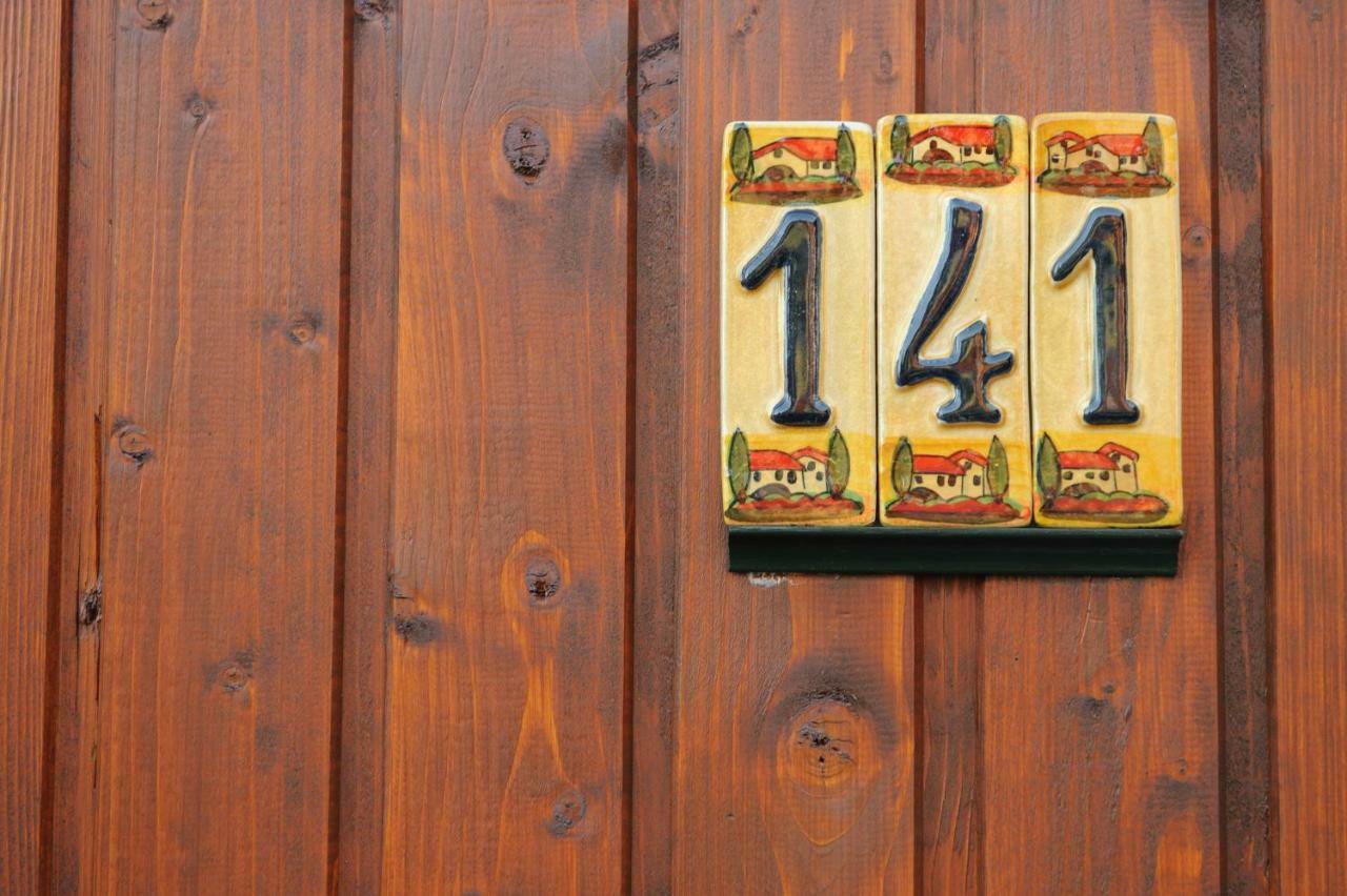 Bike House - 250-Year-Old Restored House In A Quiet Area Brasov Exterior photo